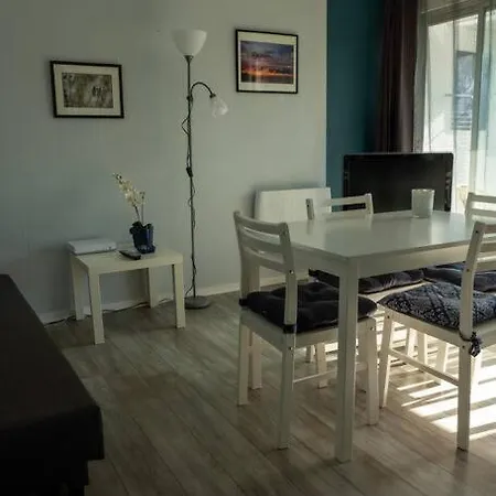 Beau F2, Vue Sur Mer, A Deux Pas De Courseulles.