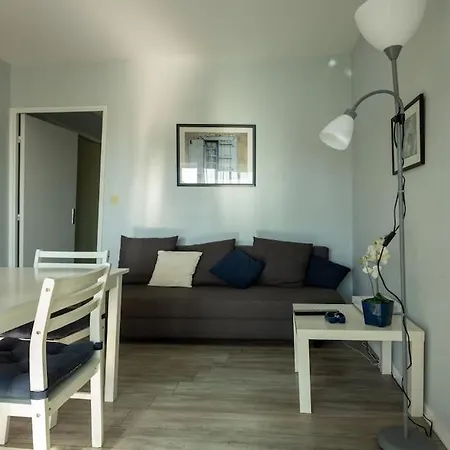 Beau F2, Vue Sur Mer, A Deux Pas De Courseulles. Apartment Bernieres-sur-Mer