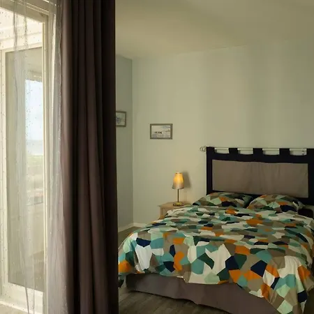 Beau F2, Vue Sur Mer, A Deux Pas De Courseulles. Bernieres-sur-Mer