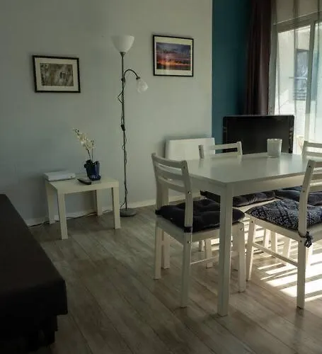 Beau F2, Vue Sur Mer, A Deux Pas De Courseulles.