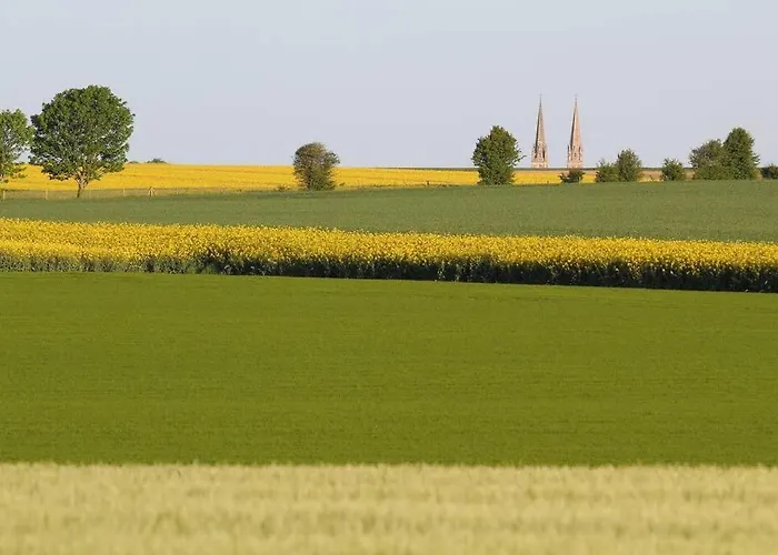 Apartment Beau F2, Vue Sur Mer, A Deux Pas De Courseulles. *