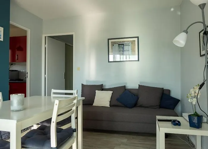 Beau F2, Vue Sur Mer, A Deux Pas De Courseulles. Apartment *