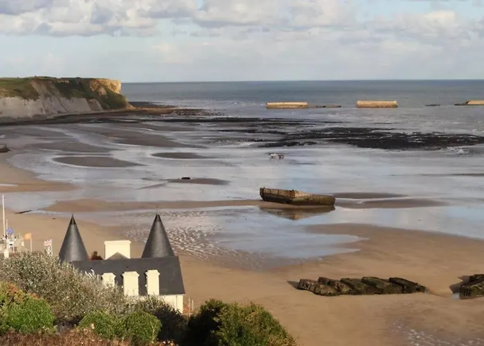 Apartment Beau F2, Vue Sur Mer, A Deux Pas De Courseulles.
